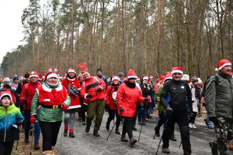 Kolejny udany Mikołajkowy Nordic Walking w Puszczy Kozienickiej!