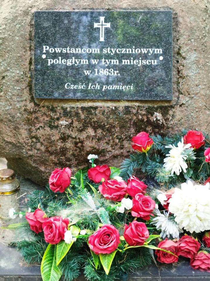 Mogiła&#x20;powstańców&#x20;w&#x20;Lesie&#x20;Radzanowskim